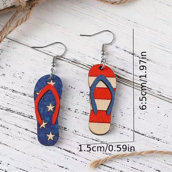 Red white and blue flip-flop earrings. Lt wt wood.  1.5 by .5”. NIP. Gifts/Self - Picture 2 of 5